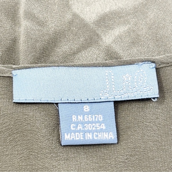 LIL ANTHROPOLOGIE Women’s Green 100% Silk Wrap Button Front Blouse Size 8 - Picture 6 of 8